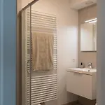 Sea View 1 Bedroom Flat With Pool - Ideal For Couples & Families By Slowaystay & Short Term Lägenhet