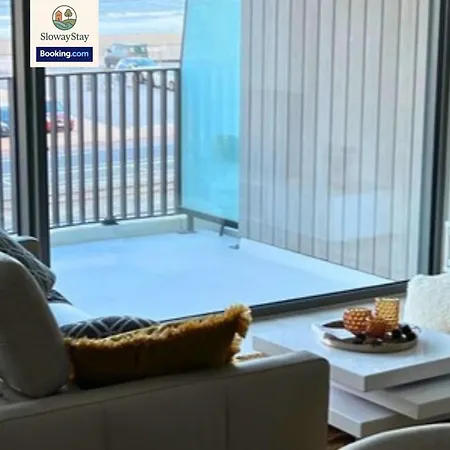 Sea View 1 Bedroom Flat With Pool - Ideal For Couples & Families By Slowaystay & Short Term Lägenhet Oostende