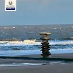 Appartamento Sea View 1 Bedroom Flat With Pool - Ideal For Couples & Families By Slowaystay & Short Term